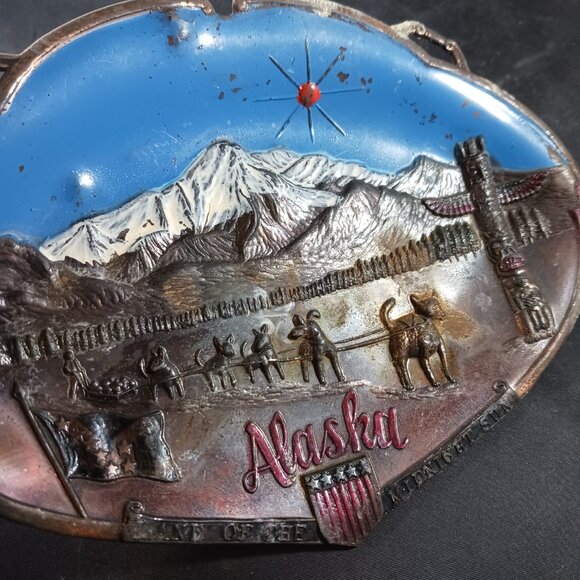 Alaska Souvenir Painted Metal Tray Totem Dogsled Land of the Midnight Sun Japan - Picture 6 of 7